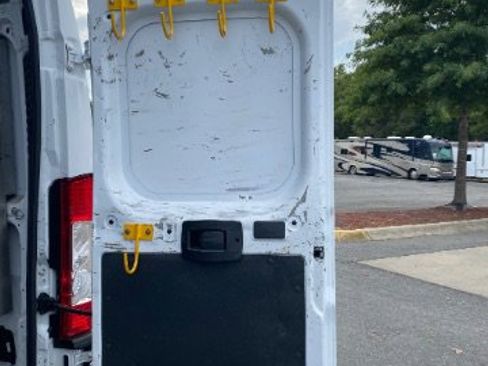 Used 2023 RAM ProMaster 2500 w/ Black Appearance Package image 8