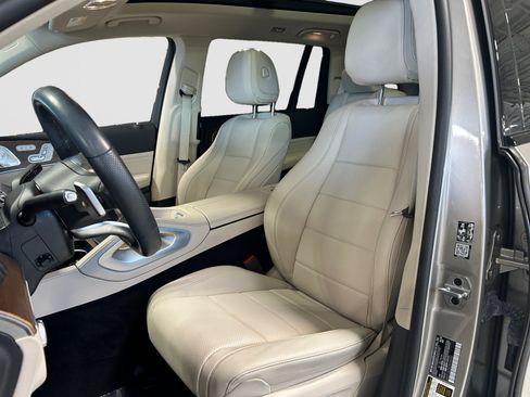 Used 2023 Mercedes-Benz GLS 450 4MATIC image 14