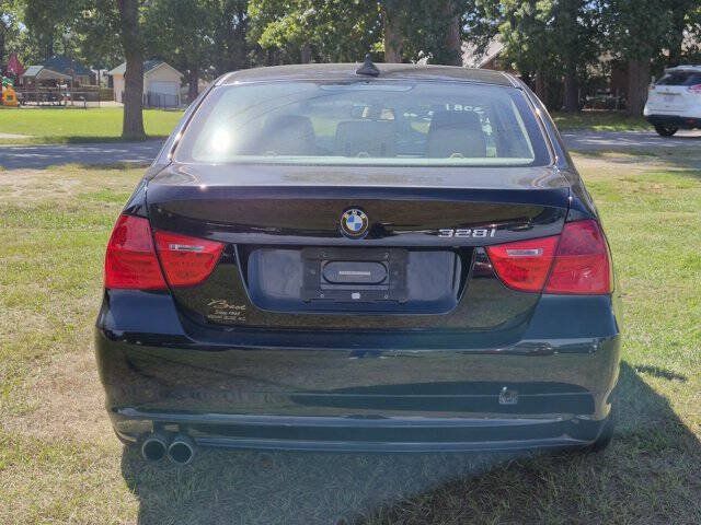 Used 2009 BMW 328i Sedan RWD image 4