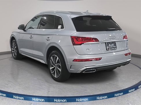 Used 2023 Audi Q5 2.0T Premium w/ Convenience Package image 8