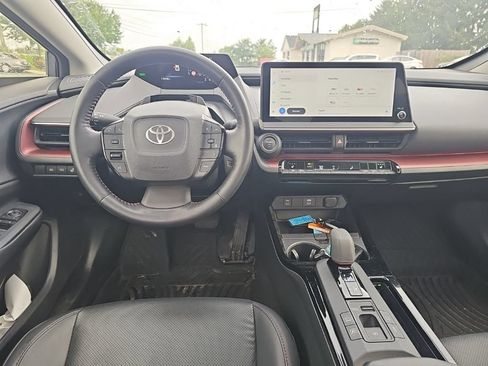 Used 2023 Toyota Prius Prime FWD image 2