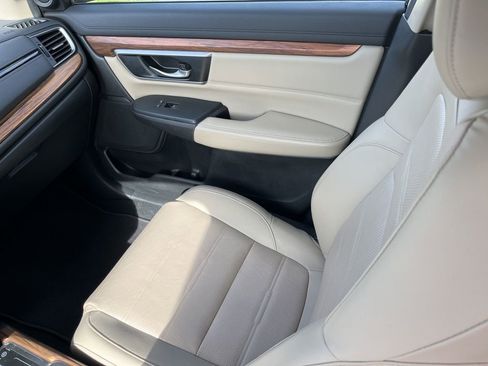 Used 2020 Honda CR-V Touring image 26