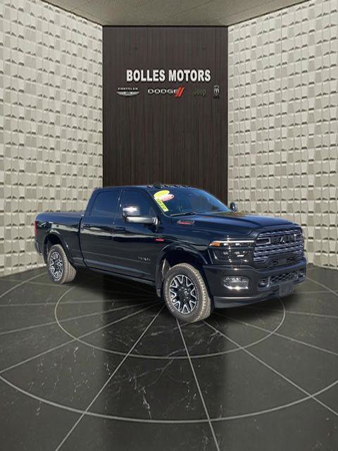 Used 2025 RAM 2500 Limited AWD/4WD image 2