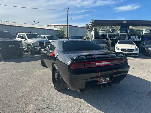Used 2011 Dodge Challenger R/T w/ Sound Group II RWD image 3