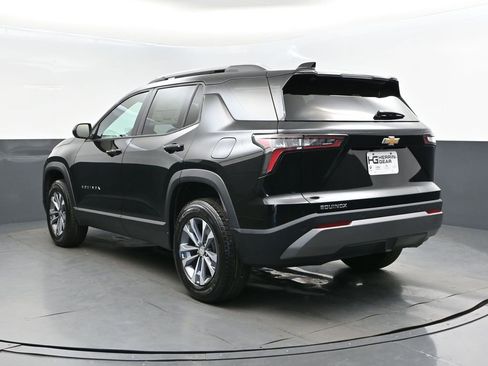 New 2026 Chevrolet Equinox LT w/ Convenience Package II image 5