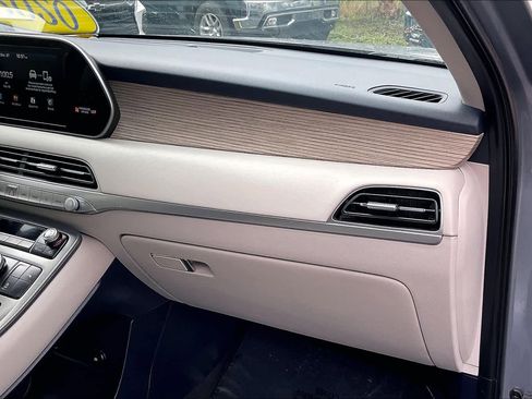 Used 2020 Hyundai Palisade SEL w/ Premium Package FWD image 17