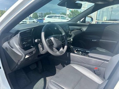 Used 2024 Lexus RX 350 AWD w/ Technology Package image 10