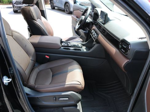 Used 2025 Honda Pilot Elite image 31