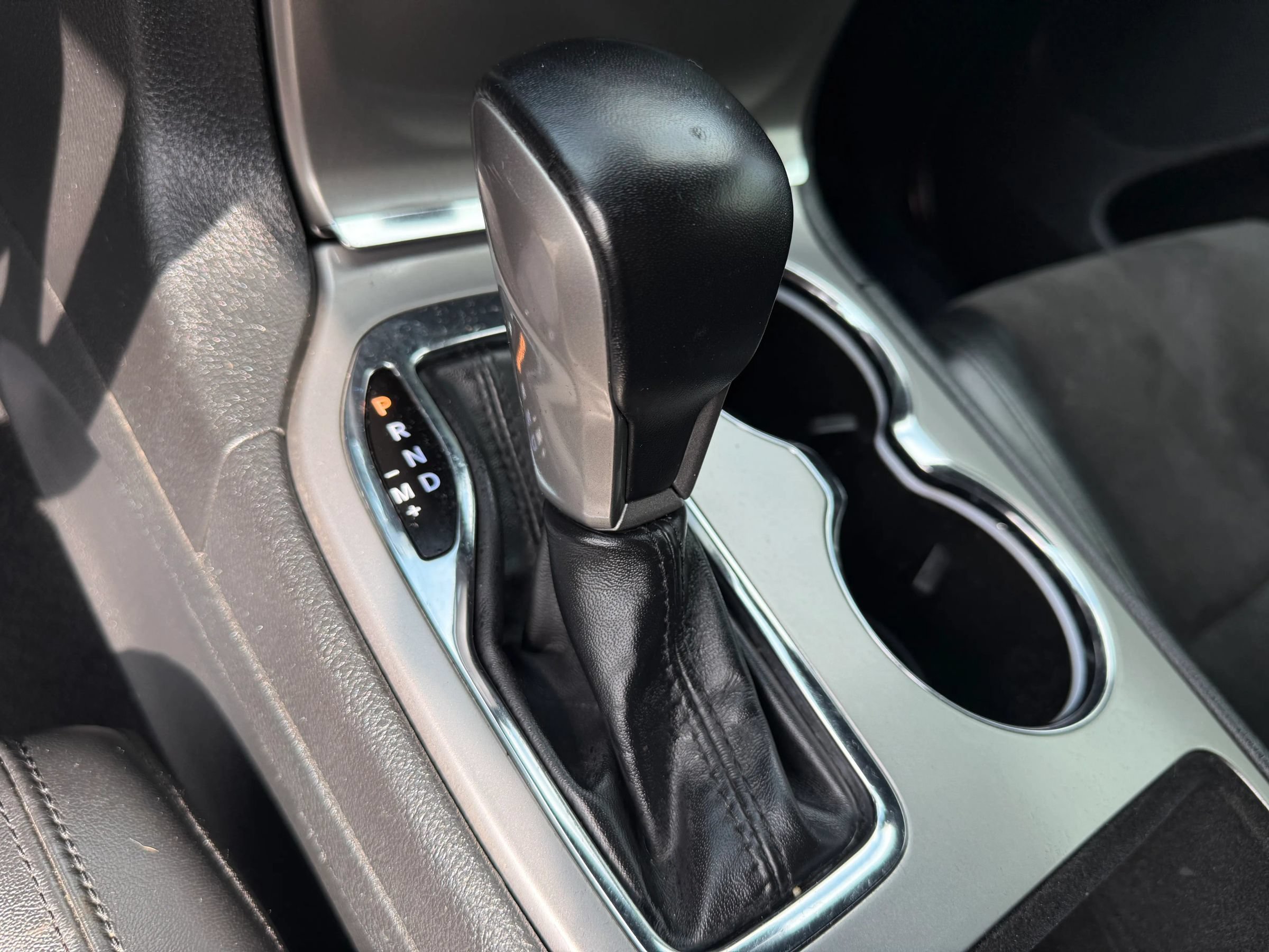Used 2021 Jeep Grand Cherokee Laredo X AWD/4WD image 9