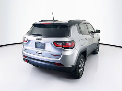 Used 2022 Jeep Compass Trailhawk w/ Trailhawk Elite Group AWD/4WD image 9