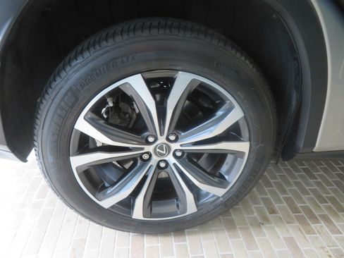 Used 2021 Lexus RX 350L FWD w/ Premium Package image 9