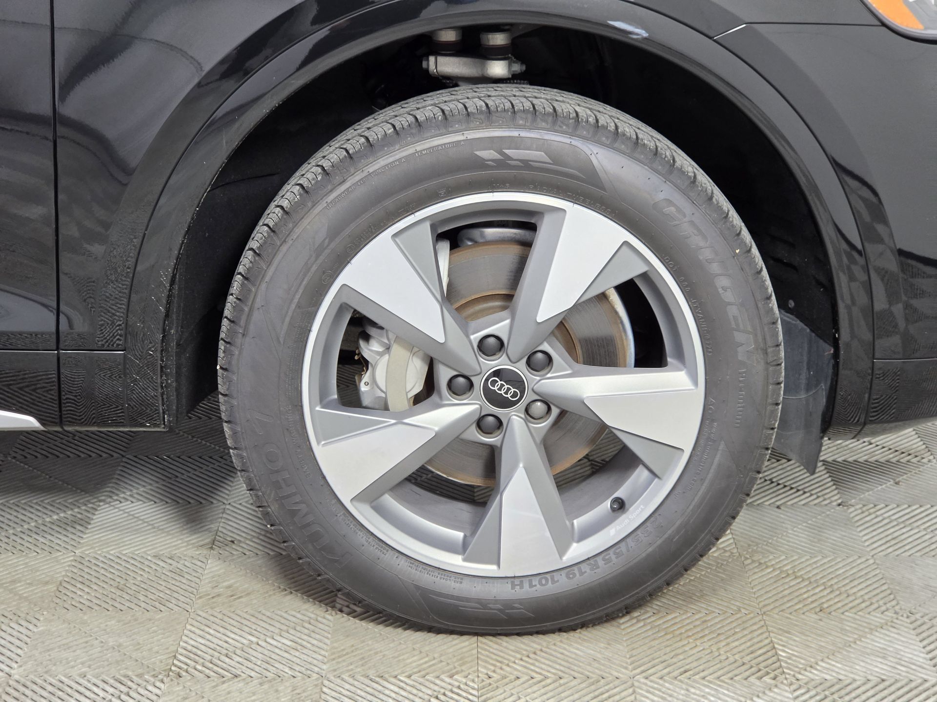 Certified 2024 Audi Q5 Premium AWD/4WD image 10