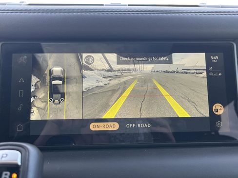 Used 2023 Land Rover Defender 110 X-Dynamic SE image 18