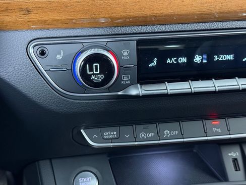 Used 2022 Audi Q5 2.0T Premium image 17