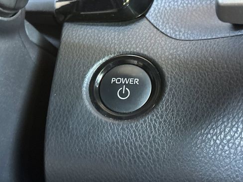 Used 2025 Toyota Camry SE FWD image 21