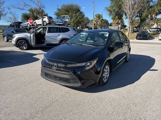 Used 2025 Toyota Corolla LE video 1