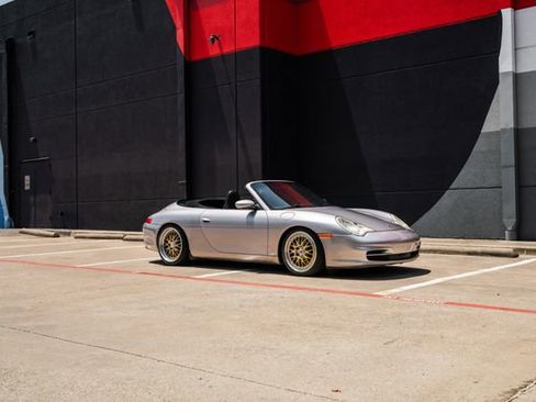 Used 2002 Porsche 911 Carrera 4 image 19