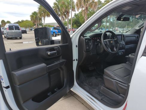 Used 2023 Chevrolet Silverado 3500 W/T w/ WT Convenience Package AWD/4WD image 6