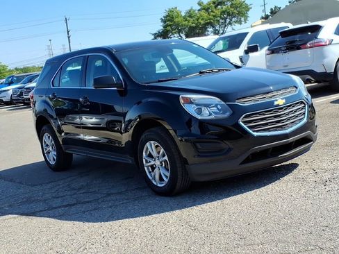 Used 2017 Chevrolet Equinox LS AWD/4WD image 7