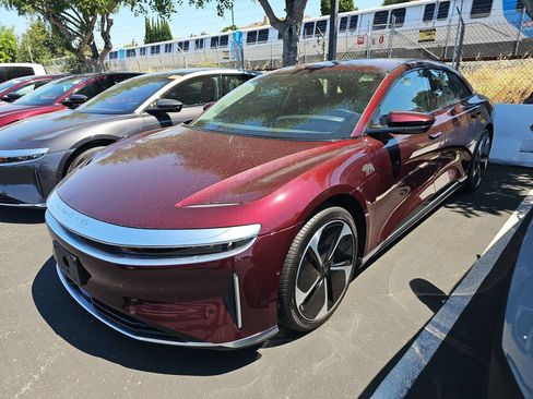 Used 2025 Lucid Air Touring AWD/4WD image 2