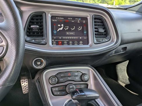 Used 2021 Dodge Challenger SXT w/ Plus Package RWD image 17