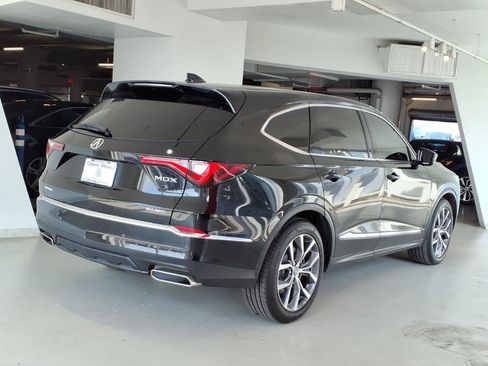Used 2024 Acura MDX SH-AWD w/ Technology Package image 4