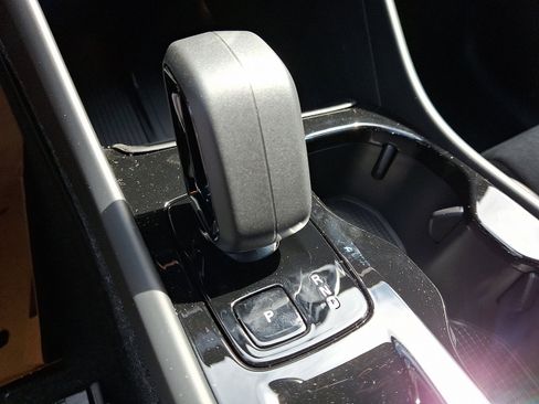 New 2026 Volvo XC40 B5 Ultra w/ Protection Package Premier AWD/4WD image 9