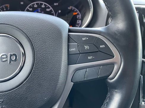 Used 2021 Jeep Grand Cherokee Limited image 17