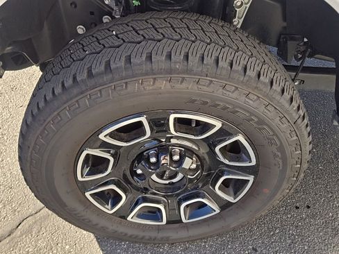 Used 2025 Ford F350 Platinum image 10