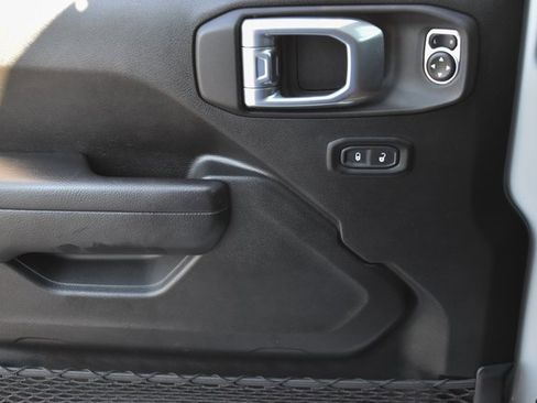 Used 2024 Jeep Wrangler Willys 4xe image 25