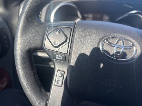 Used 2021 Toyota Sequoia Platinum image 20