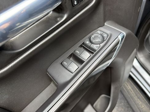 Used 2021 GMC Sierra 1500 AT4 AWD/4WD image 15
