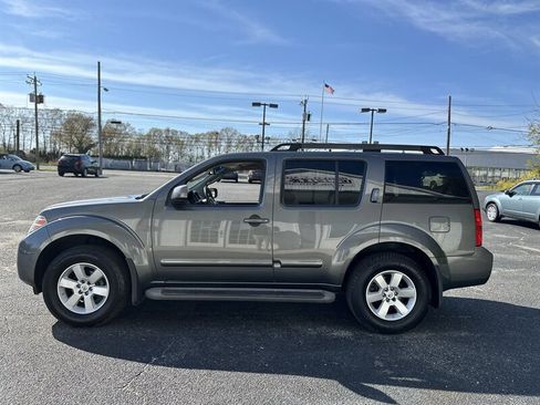 Used 2008 Nissan Pathfinder SE image 5