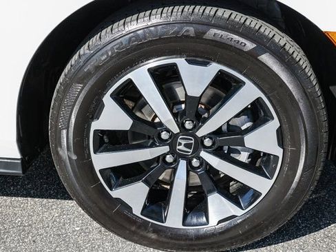 Used 2025 Honda Odyssey EX-L image 12