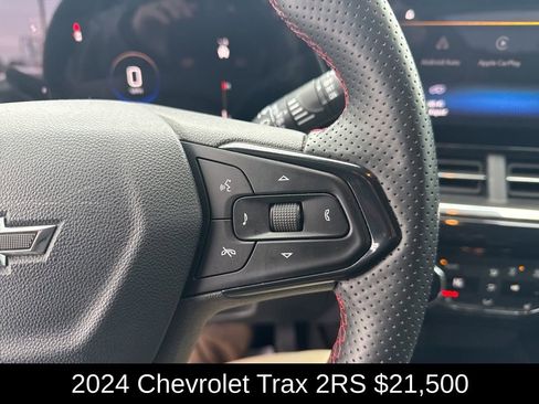 Used 2024 Chevrolet Trax RS w/ Sunroof Package image 28