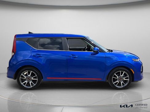 Certified 2022 Kia Soul GT-Line FWD image 4