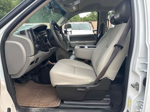 Used 2012 Chevrolet Silverado 2500 W/T AWD/4WD image 10