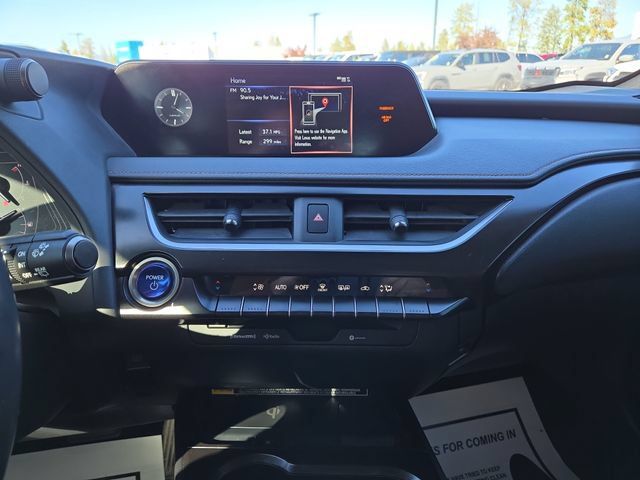Used 2021 Lexus UX 250h AWD/4WD image 25