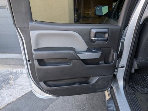 Used 2018 Chevrolet Silverado 1500 LT w/ All Star Edition image 23