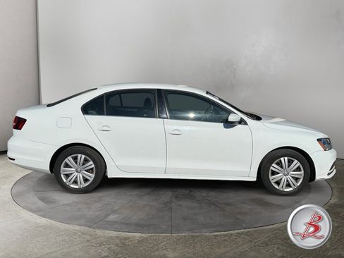Used 2017 Volkswagen Jetta S FWD image 8