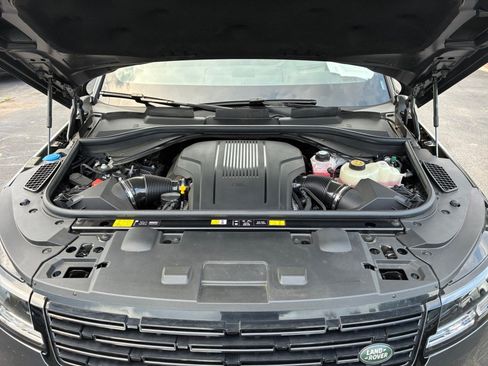 Certified 2025 Land Rover Range Rover Sport Dynamic SE AWD/4WD image 16