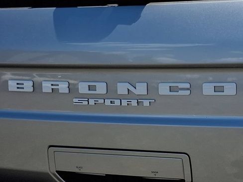 Used 2022 Ford Bronco Sport Outer Banks w/ Tech Package AWD/4WD image 31