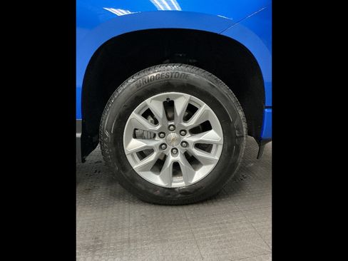 Used 2025 Chevrolet Silverado 1500 Custom AWD/4WD image 37