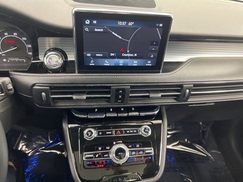 Used 2022 Lincoln Corsair AWD w/ Premium Package image 19