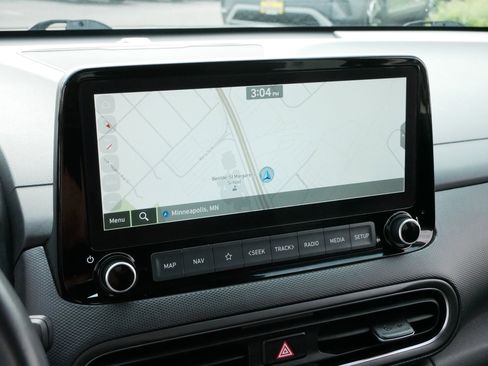 Used 2023 Hyundai Kona Limited image 22