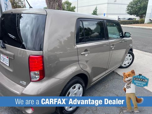 Used 2012 Scion xB image 10