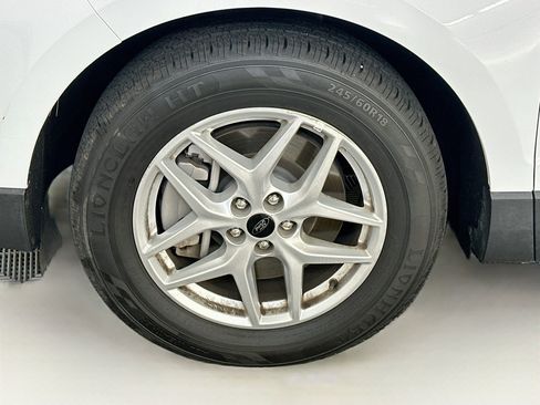Used 2024 Ford Edge SEL AWD/4WD image 34