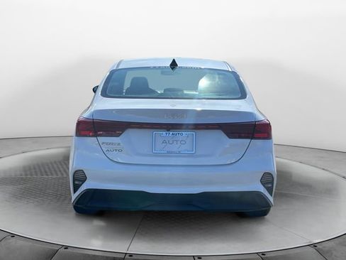 Used 2023 Kia Forte LXS image 4