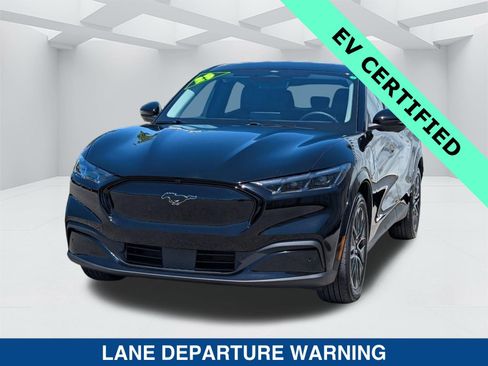 Used 2025 Ford Mustang Mach-E Premium image 7