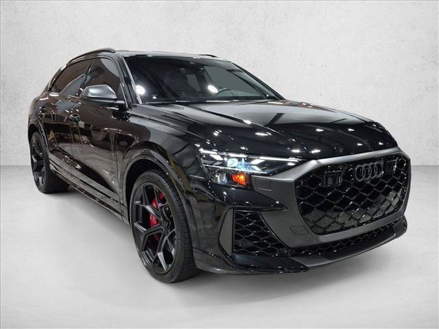 Used 2026 Audi RS Q8 performance AWD/4WD image 3